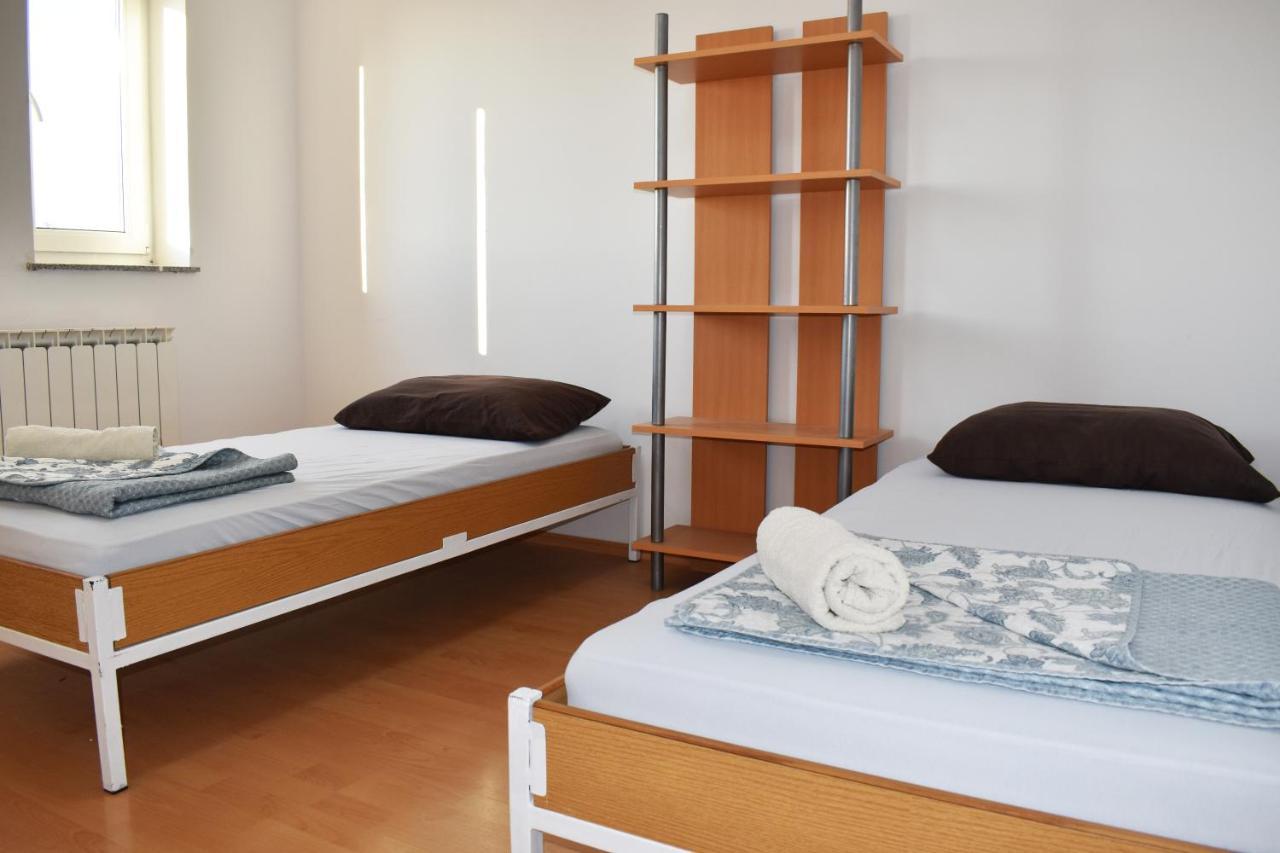 Rooms Busija Изола Экстерьер фото