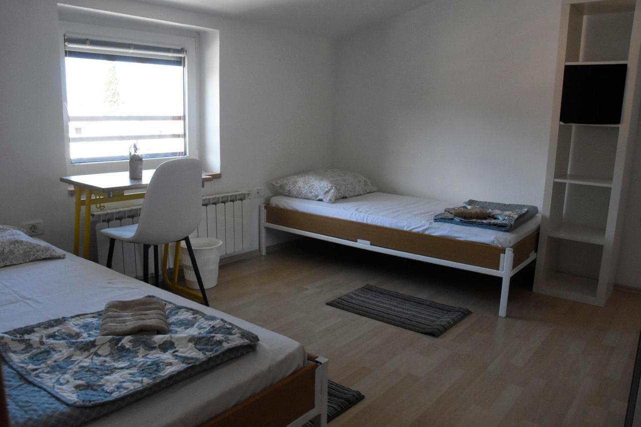 Rooms Busija Изола Экстерьер фото
